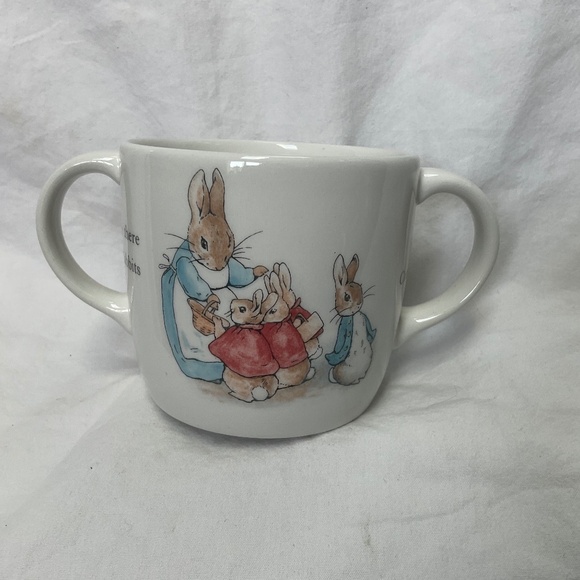 Vintage Peter Rabbit Two-Handled Mug by Wedgewood New in Box - Picture 1 of 10
